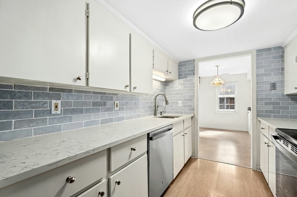 Condominium at 38 Jessica Drive # 1, Stoughton MA 02072, Stoughton, photo 11 of 27