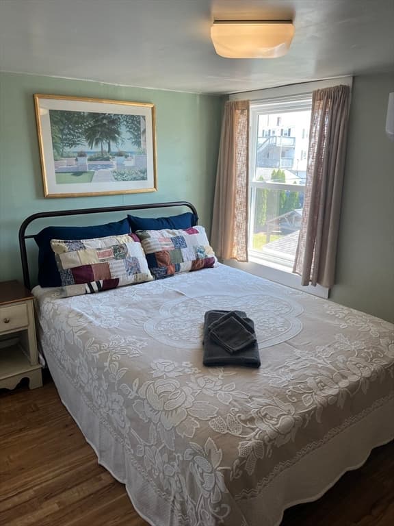 4 Family at 7 Dover Avenue, Hampton NH 03842, Hampton, photo 15 of 18