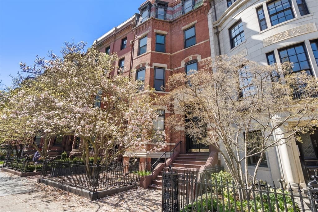 5-9 Family at 249 Commonwealth Ave, Boston MA 02116, Boston, photo 4 of 8