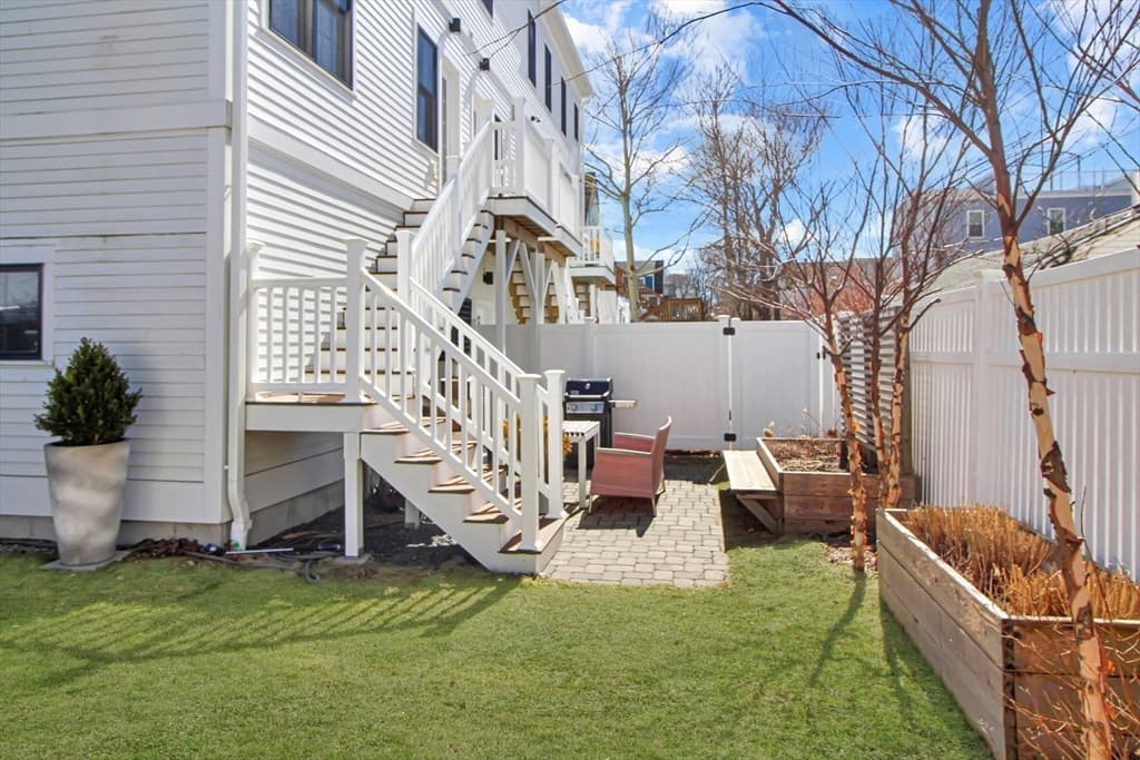 Condominium at 10 Berkley Rd # A, Hull MA 02045, photo 23 of 25