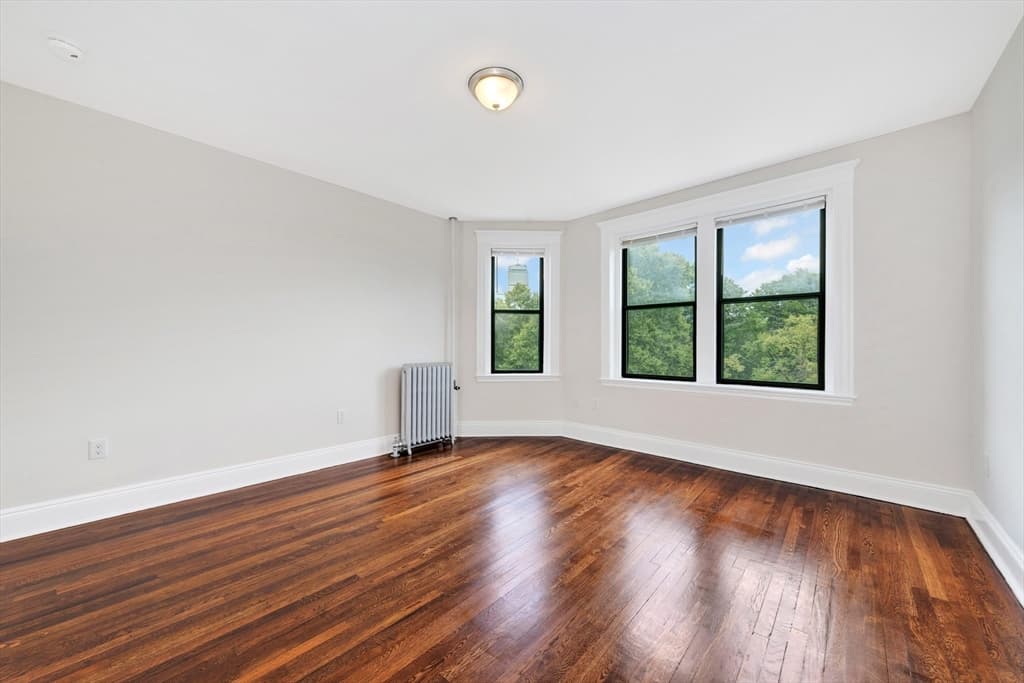 Condominium at 11 Park Dr # 22, Boston MA 02215, photo 18 of 40