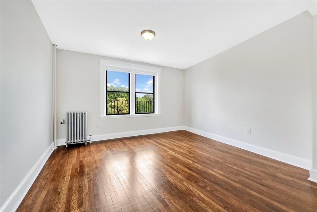 Condominium at 11 Park Dr # 22, Boston MA 02215, photo 11 of 40