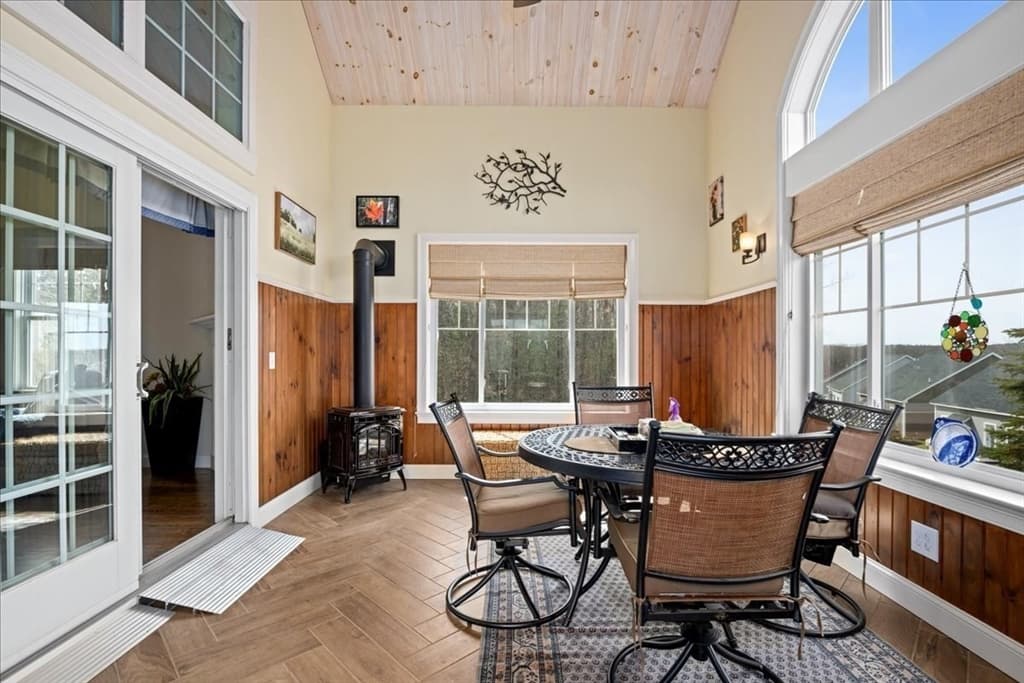 Condominium at 7 Primmett Lane # 7, Worcester MA 01609, photo 11 of 35