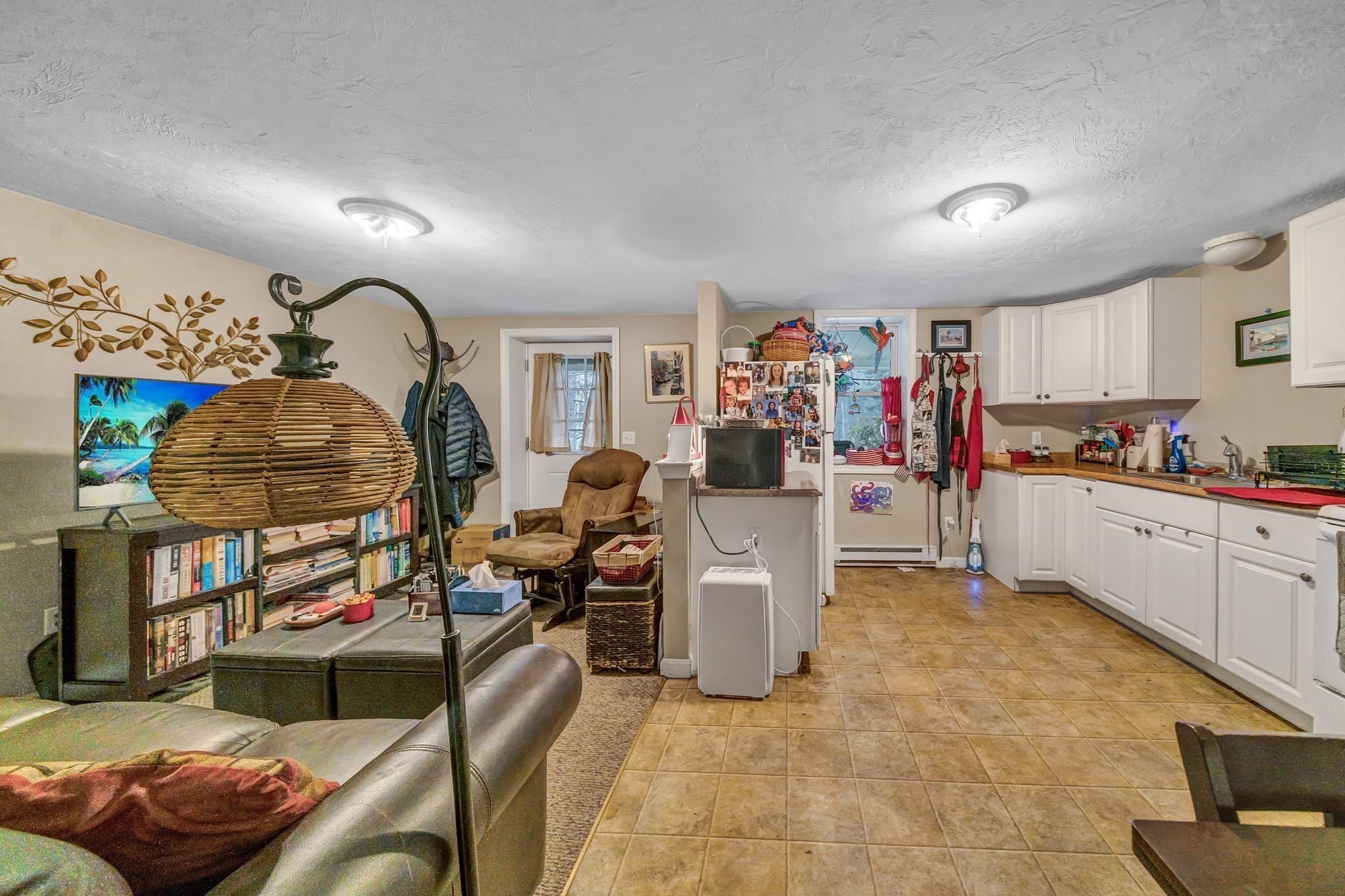 3 Family at 30-32 Dewey Rd, Shrewsbury MA 01545, photo 2 of 41