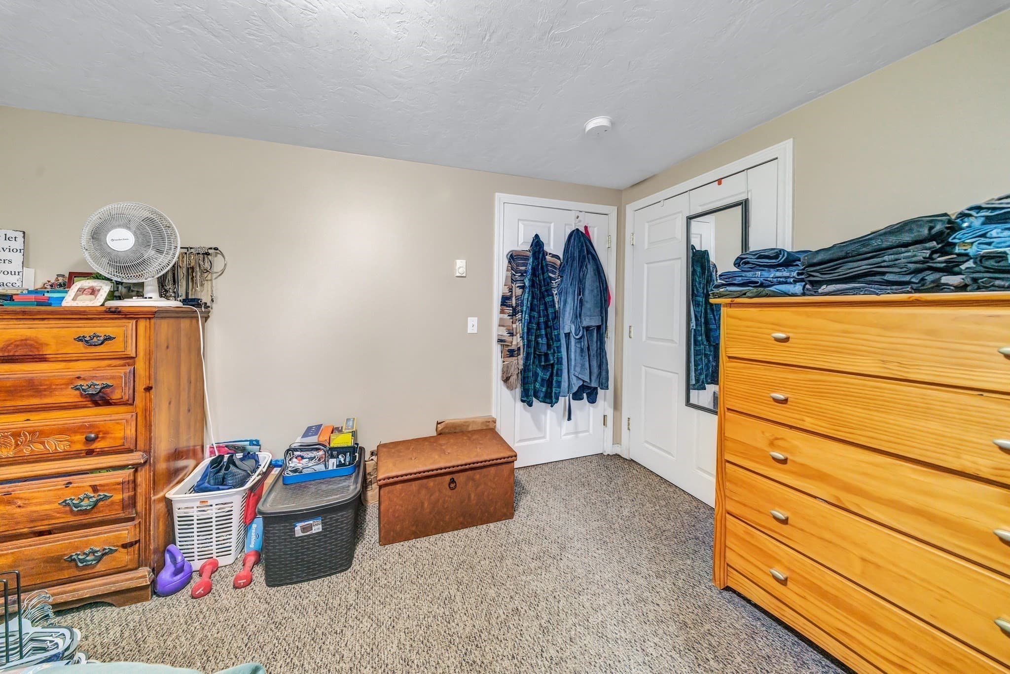 3 Family at 30-32 Dewey Rd, Shrewsbury MA 01545, photo 9 of 41