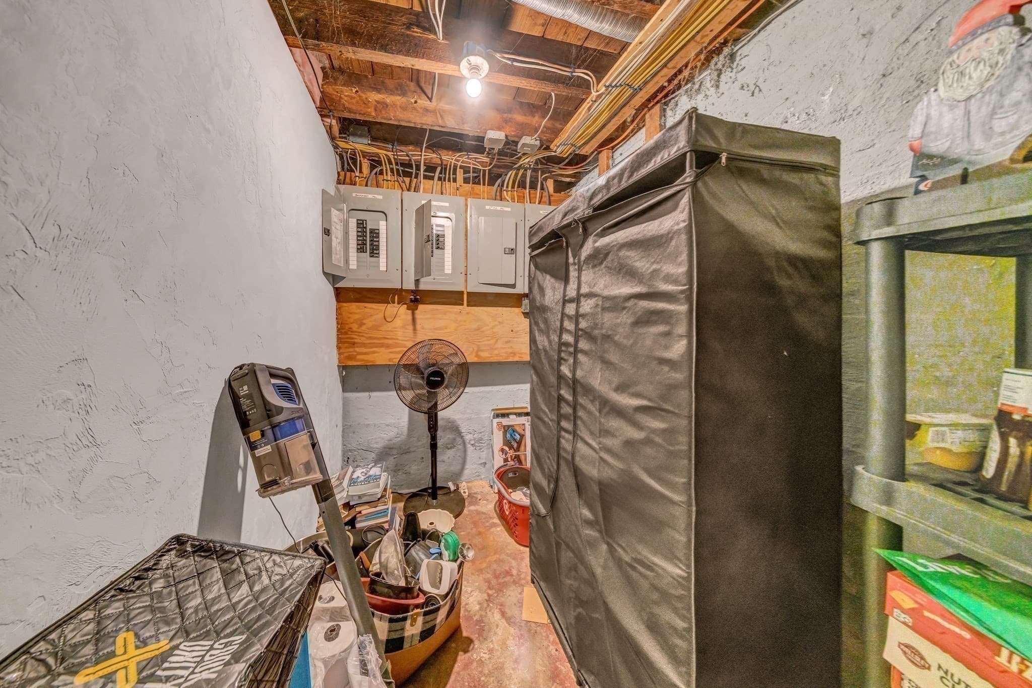 3 Family at 30-32 Dewey Rd, Shrewsbury MA 01545, photo 14 of 41
