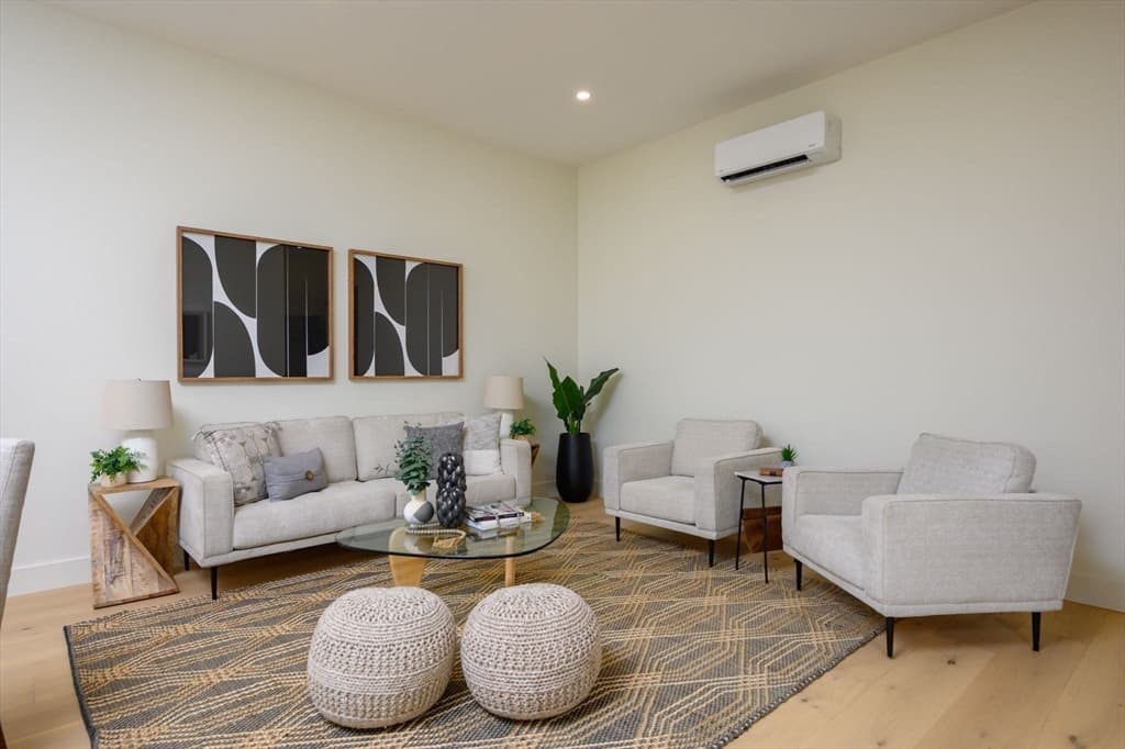 Condominium at 21 Tanglewood Road # 2, Boston MA 02124, photo 11 of 34