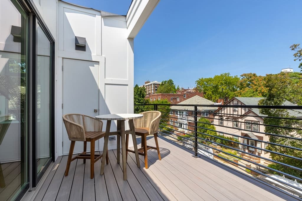 Condominium at 24 Auburn PH, Brookline MA 02446, photo 7 of 23