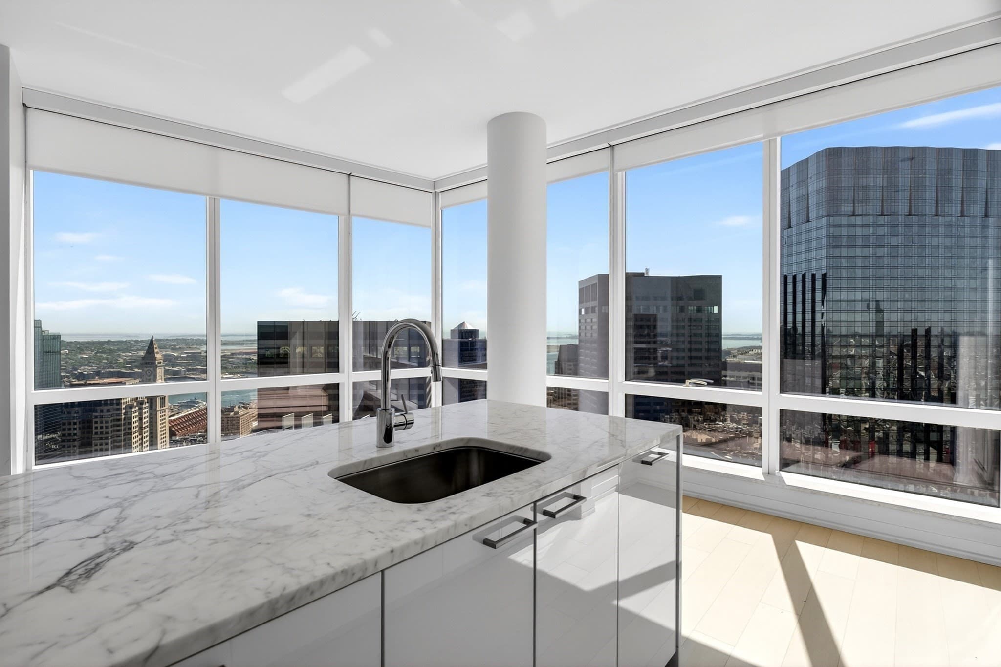 Condominium at 1 Franklin # 5105, Boston MA 02110, photo 2 of 37