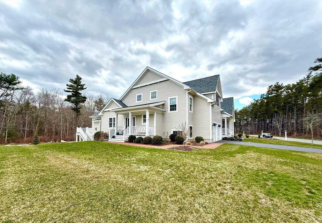 Condominium at 20 Split Rock Ln # 20, Mattapoisett MA 02739, photo 10 of 41