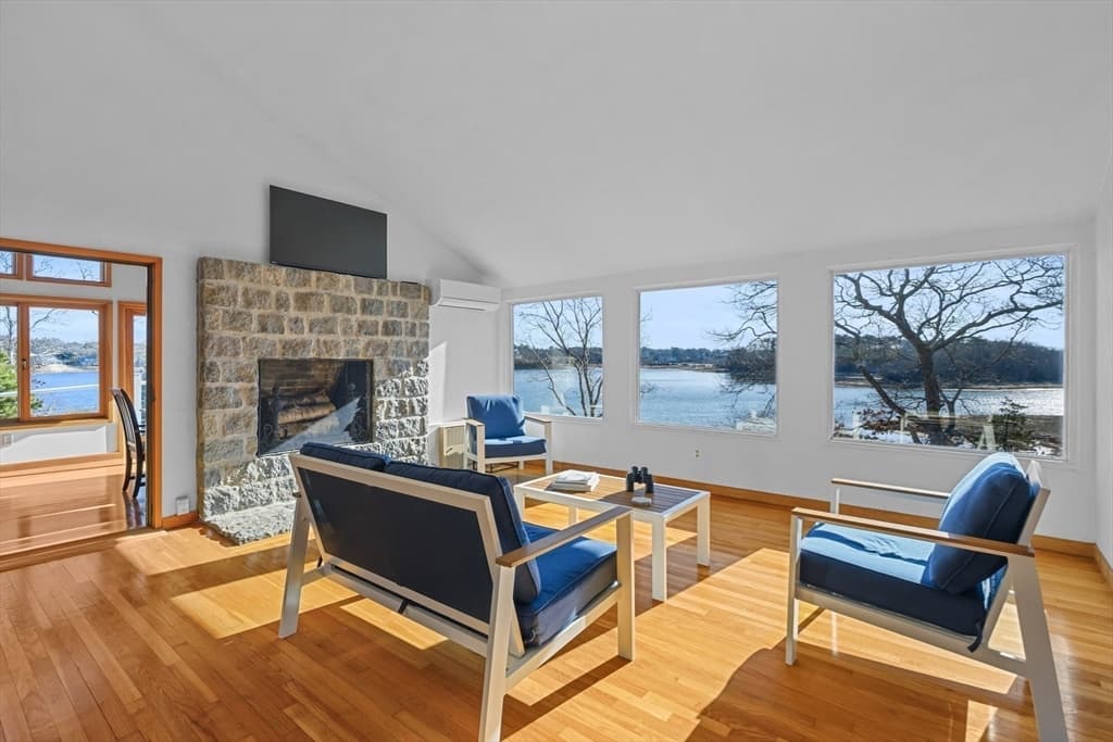 Single Family Residence at 233 Scraggy Neck Road, Bourne MA 02534, photo 10 of 28