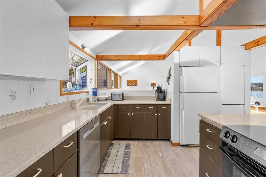 Single Family Residence at 233 Scraggy Neck Road, Bourne MA 02534, photo 15 of 28