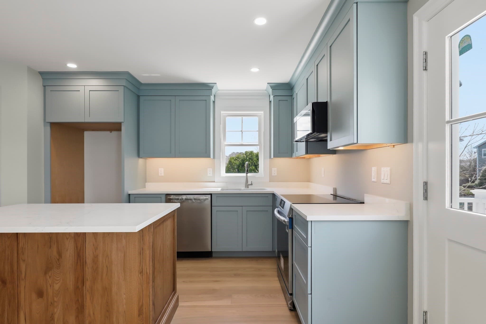 Condominium at 46 Holt Rd # A, Bourne MA 02532, photo 8 of 29