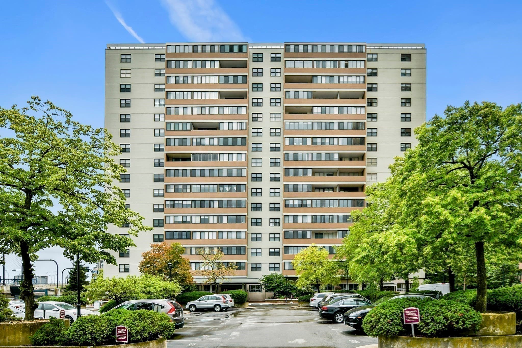 Condominium at 6 Whittier Pl # 8P, Boston MA 02114, photo 17 of 17