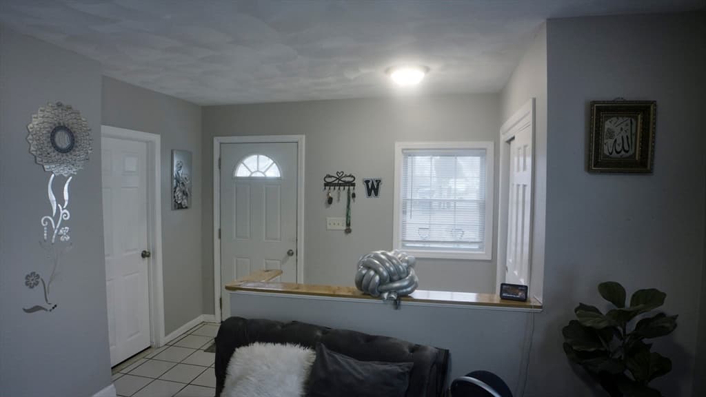 Single Family Residence at 46 Cottage Street, Wilmington MA 01887, photo 6 of 25