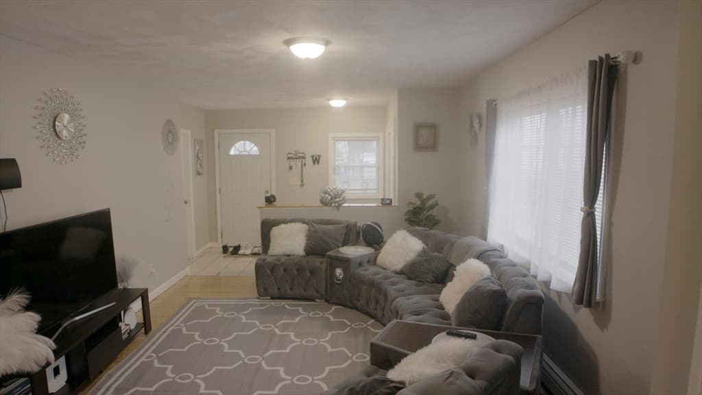 Single Family Residence at 46 Cottage Street, Wilmington MA 01887, photo 5 of 25