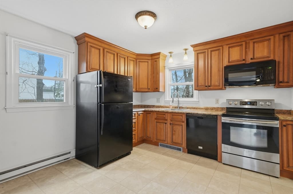 179 Pleasant Valley Street # F, Methuen MA 01844 photo 12