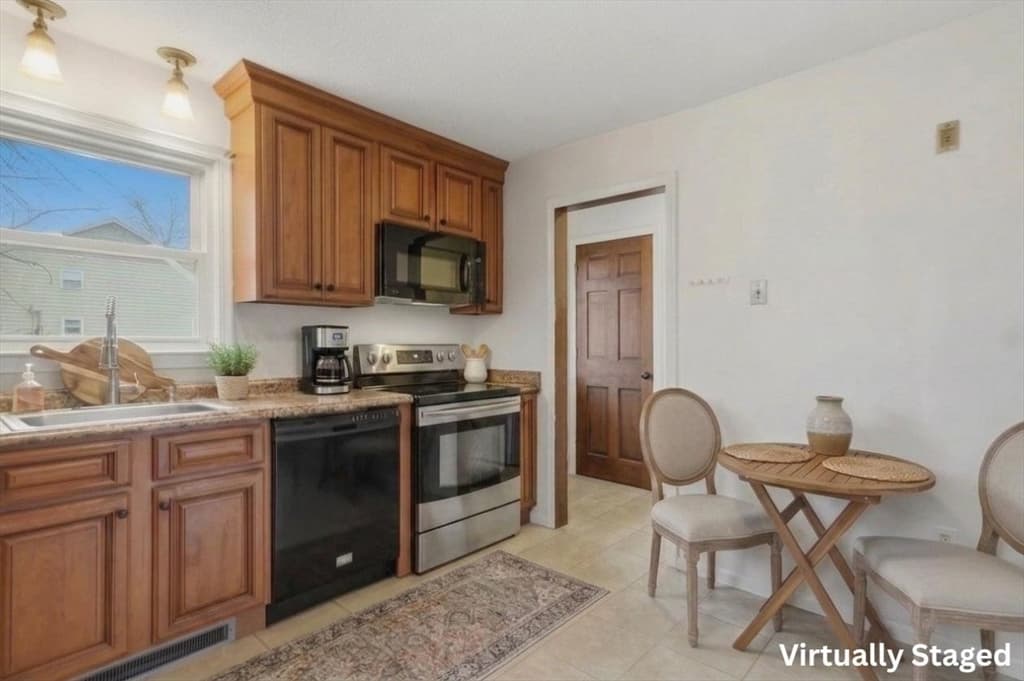 179 Pleasant Valley Street # F, Methuen MA 01844 photo 10