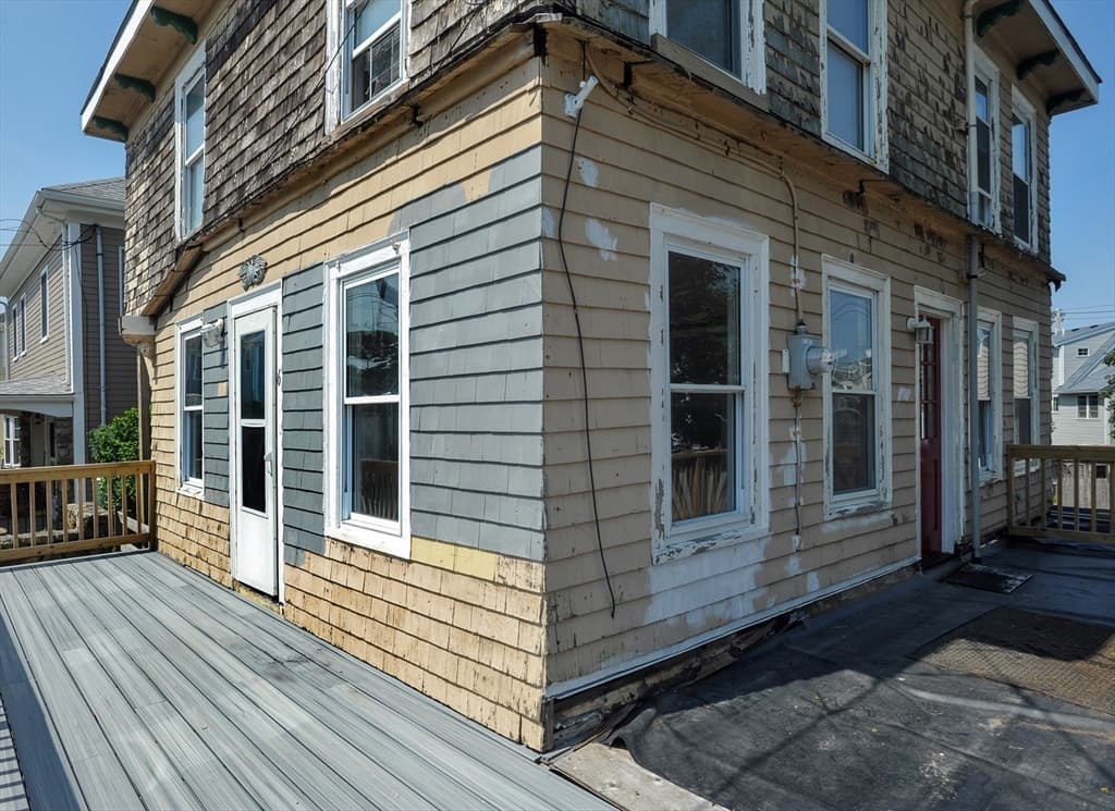 Single Family Residence at 6 Montana Ave, Hull MA 02045, photo 12 of 20