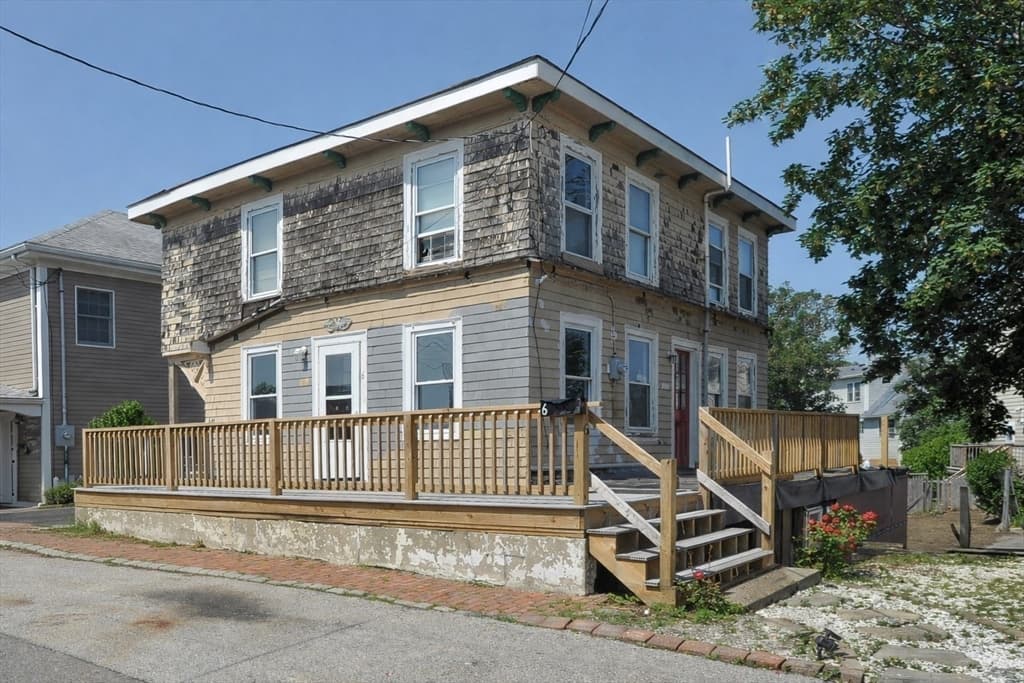 Single Family Residence at 6 Montana Ave, Hull MA 02045, photo 5 of 20