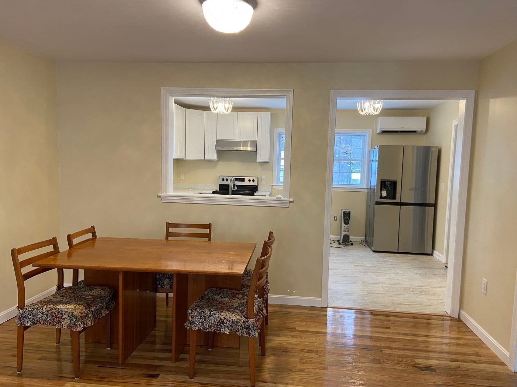 Single Family Residence at 32 Meadow Road, Northborough MA 01532, photo 3 of 5