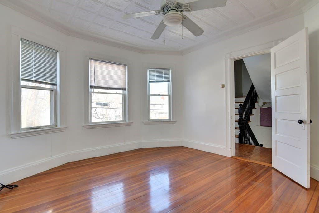 119-121 Billings Rd, Quincy MA 02171 photo 17