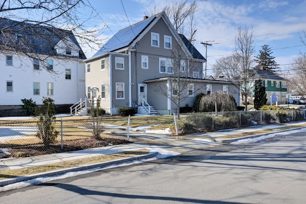 119-121 Billings Rd, Quincy MA 02171 photo 36