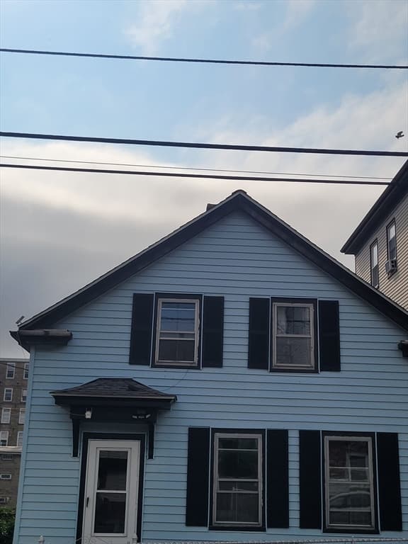 Single Family Residence at 90 Tremont St, Fall River MA 02720, photo 6 of 16