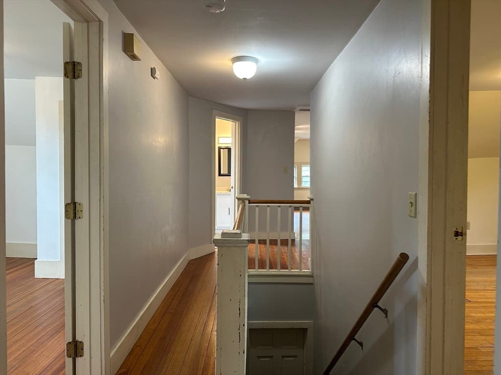 19 Trumbull Rd, Northampton MA 01060 photo 13