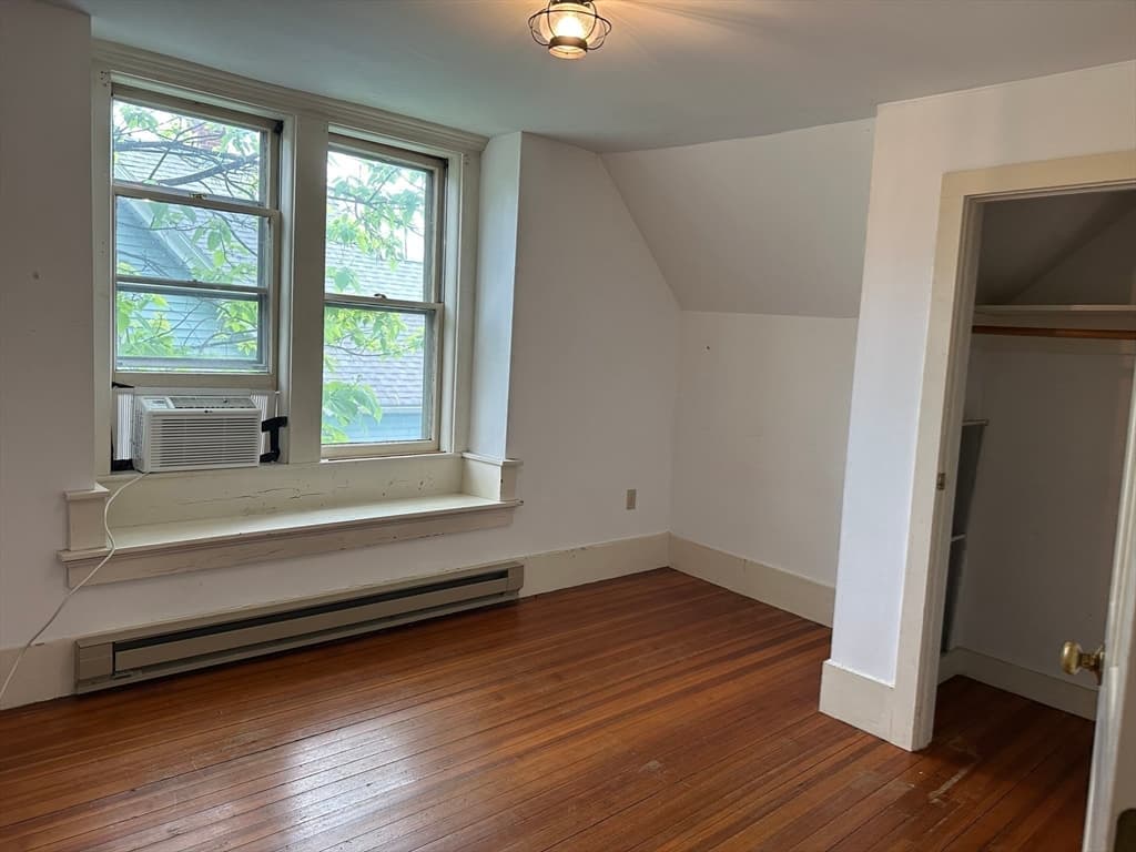 19 Trumbull Rd, Northampton MA 01060 photo 16