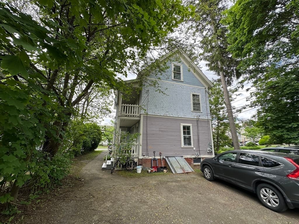 19 Trumbull Rd, Northampton MA 01060 photo 22