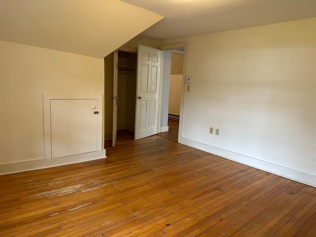19 Trumbull Rd, Northampton MA 01060 photo 15