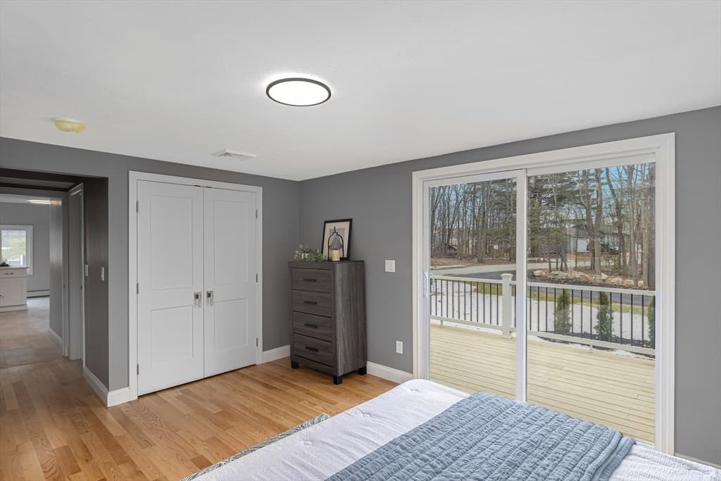 Single Family Residence at 7 Trues Pkwy, Sandown NH 03873, Sandown, photo 14 of 23
