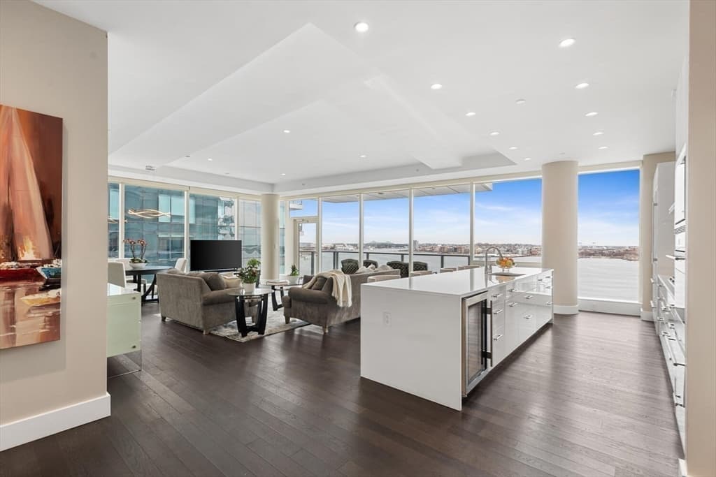 50 Liberty Dr # 10K, Boston MA 02210 photo 18