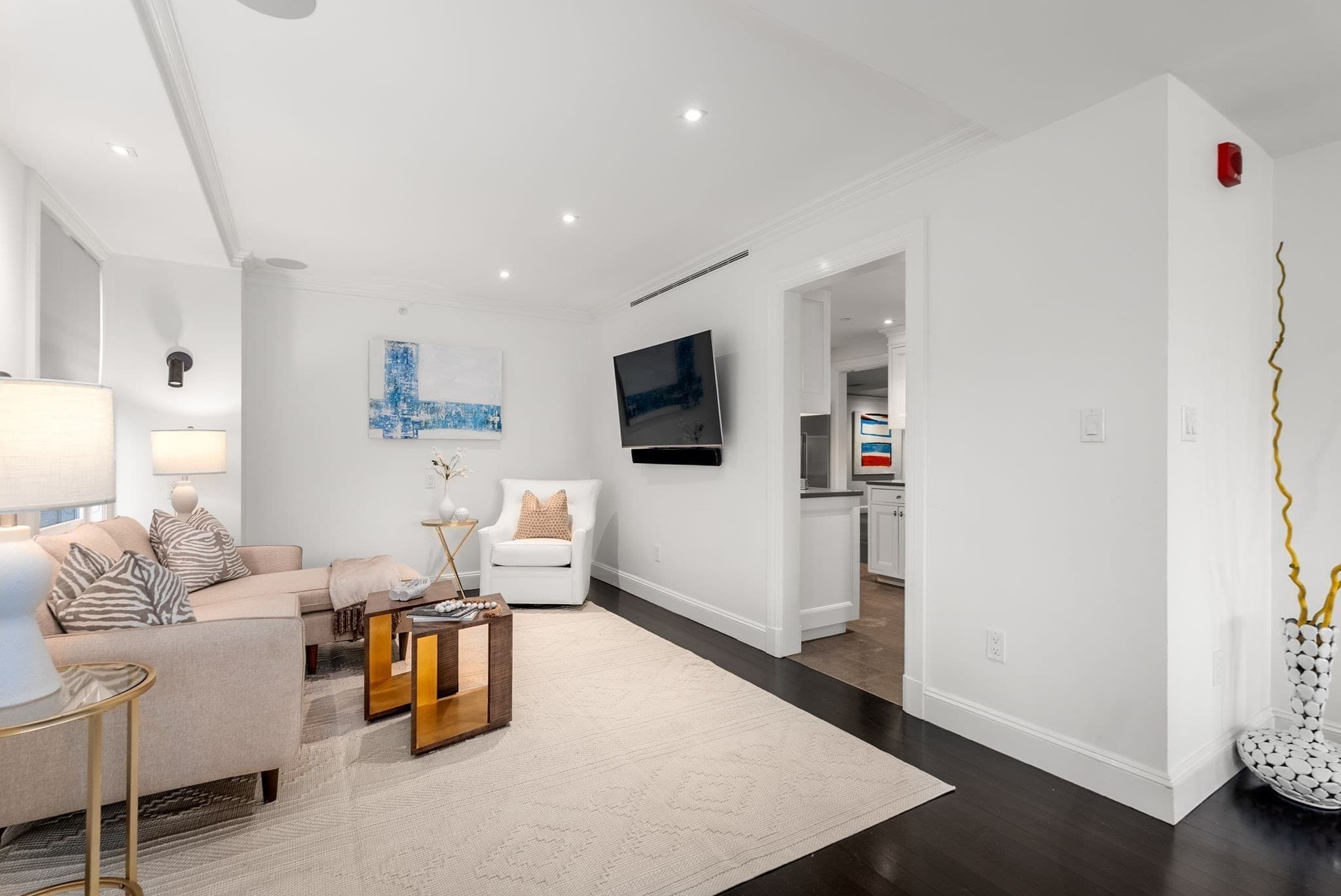 Condominium at 2 Commonwealth # 9A, Boston MA 02116, photo 14 of 35