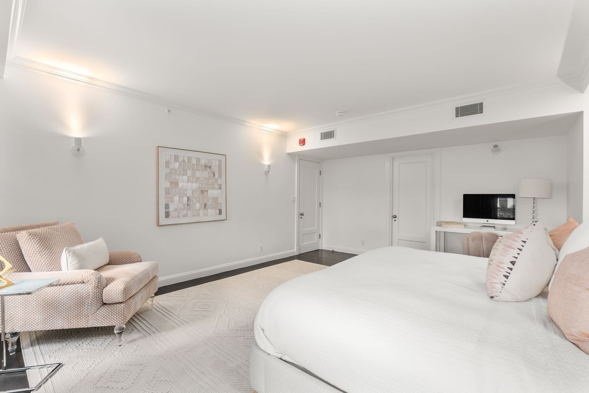 Condominium at 2 Commonwealth # 9A, Boston MA 02116, photo 21 of 35