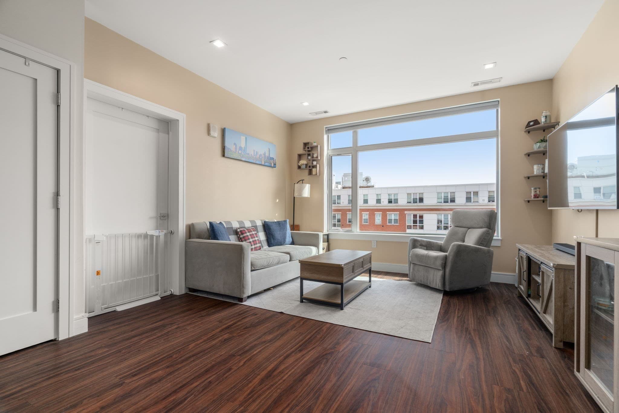 Condominium at 99 Sumner St # 506, Boston MA 02128, Boston, photo 8 of 39