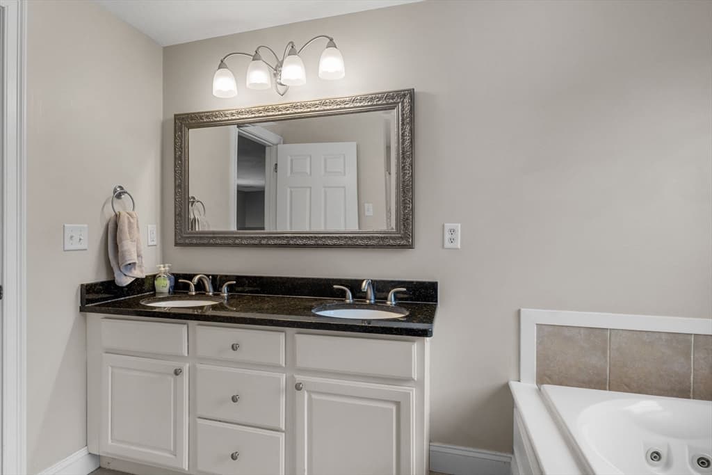 Single Family Residence at 1 Anthonys Way, Mashpee MA 02649, photo 27 of 42