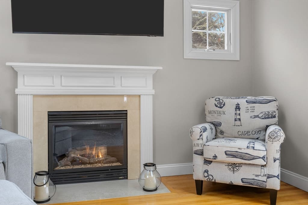 Single Family Residence at 1 Anthonys Way, Mashpee MA 02649, photo 17 of 42