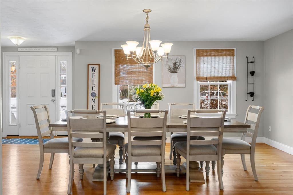 Single Family Residence at 1 Anthonys Way, Mashpee MA 02649, photo 10 of 42