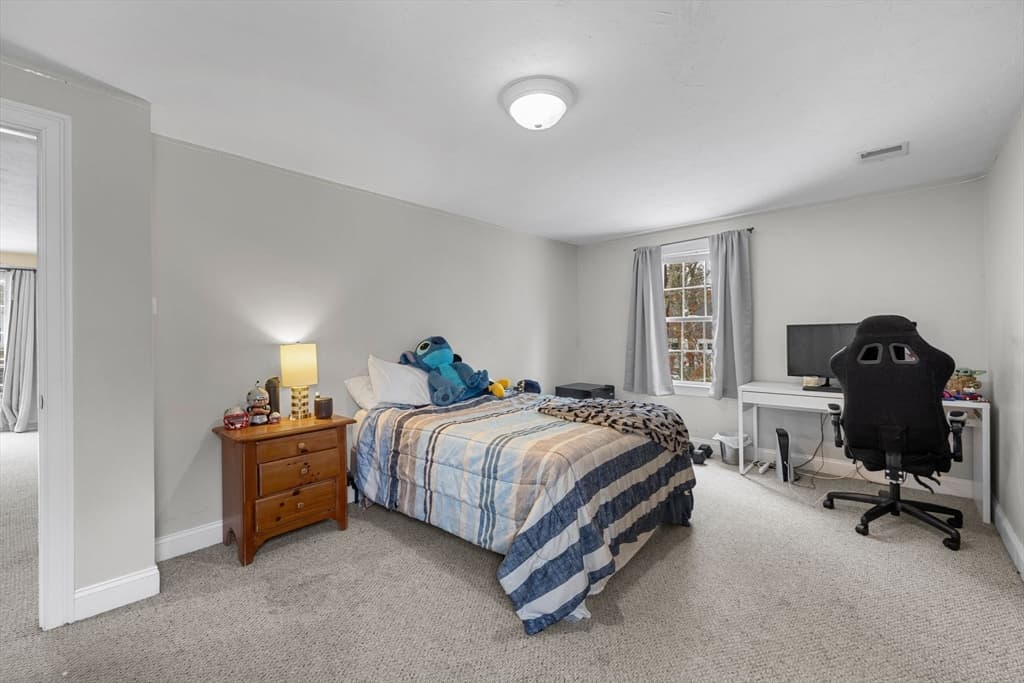 Single Family Residence at 1 Anthonys Way, Mashpee MA 02649, photo 19 of 42