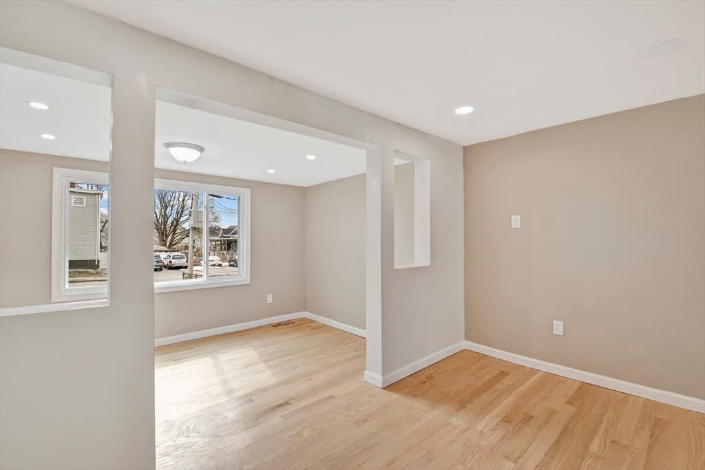 43 1/2 6th Avenue, Haverhill MA 01830 photo 8