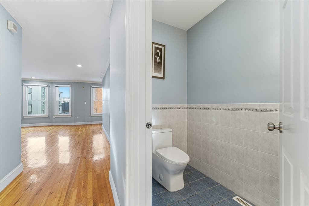 Single Family Residence at 485 East Third Street, Boston MA 02127, photo 14 of 23