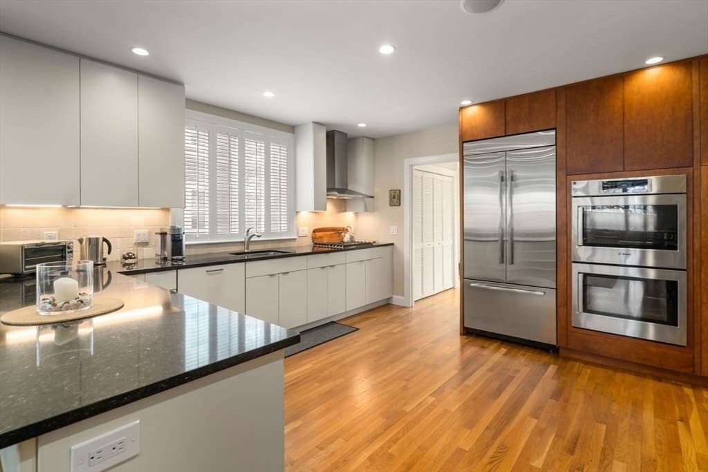 Single Family Residence at 16 York Terrace, Brookline MA 02446, photo 13 of 42
