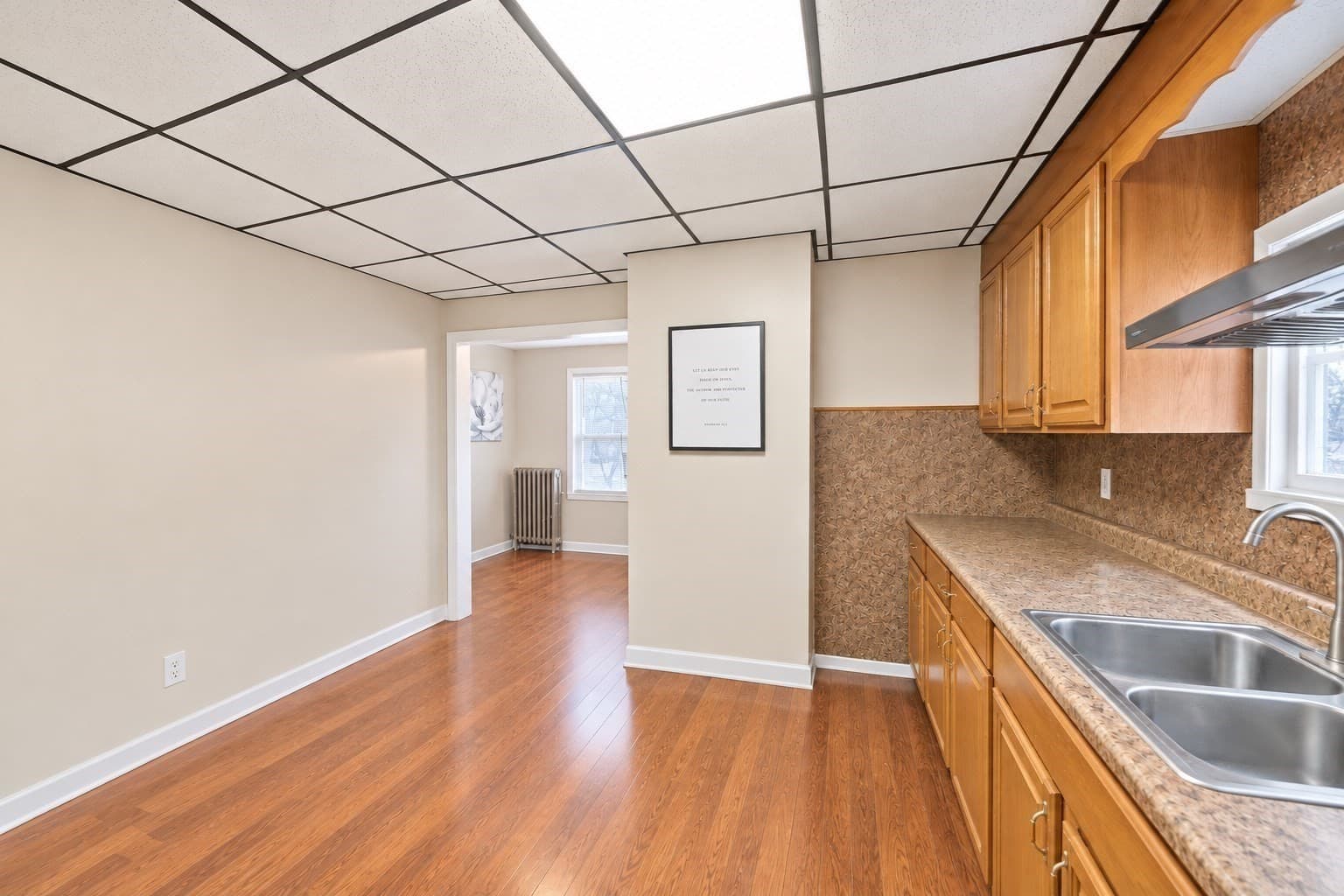 Single Family Residence at 88 Pearl St, Stoughton MA 02072, photo 5 of 36