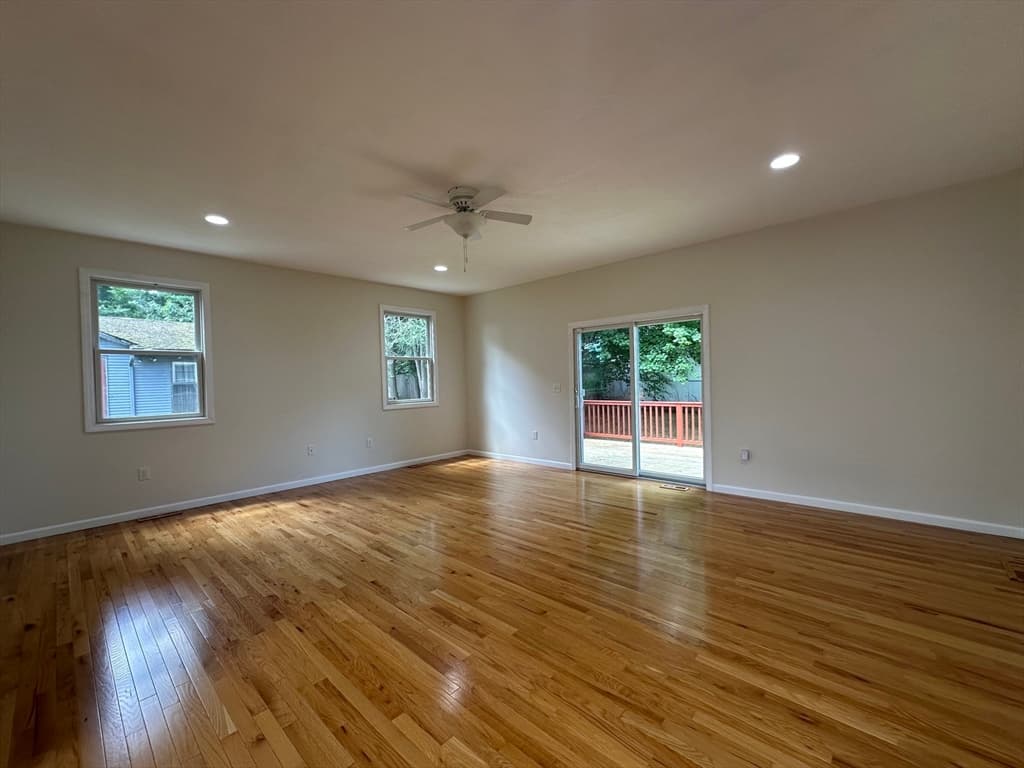 136 Thompkins Avenue, East Longmeadow MA 01028 photo 10