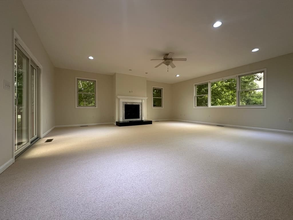 136 Thompkins Avenue, East Longmeadow MA 01028 photo 15
