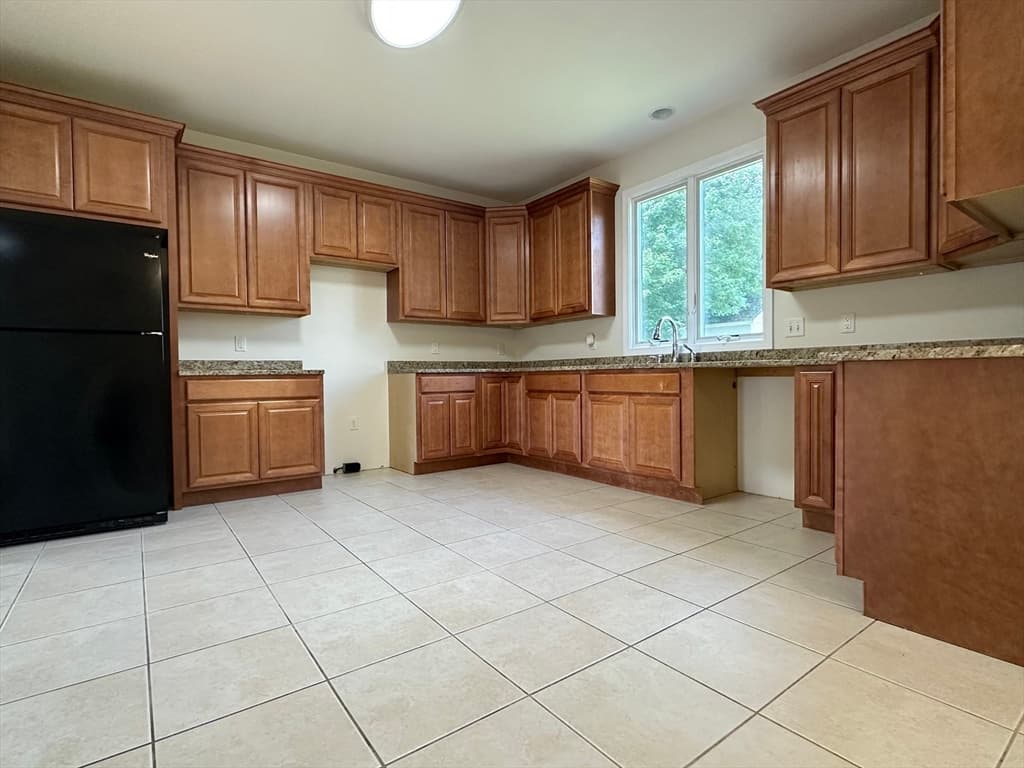 136 Thompkins Avenue, East Longmeadow MA 01028 photo 11