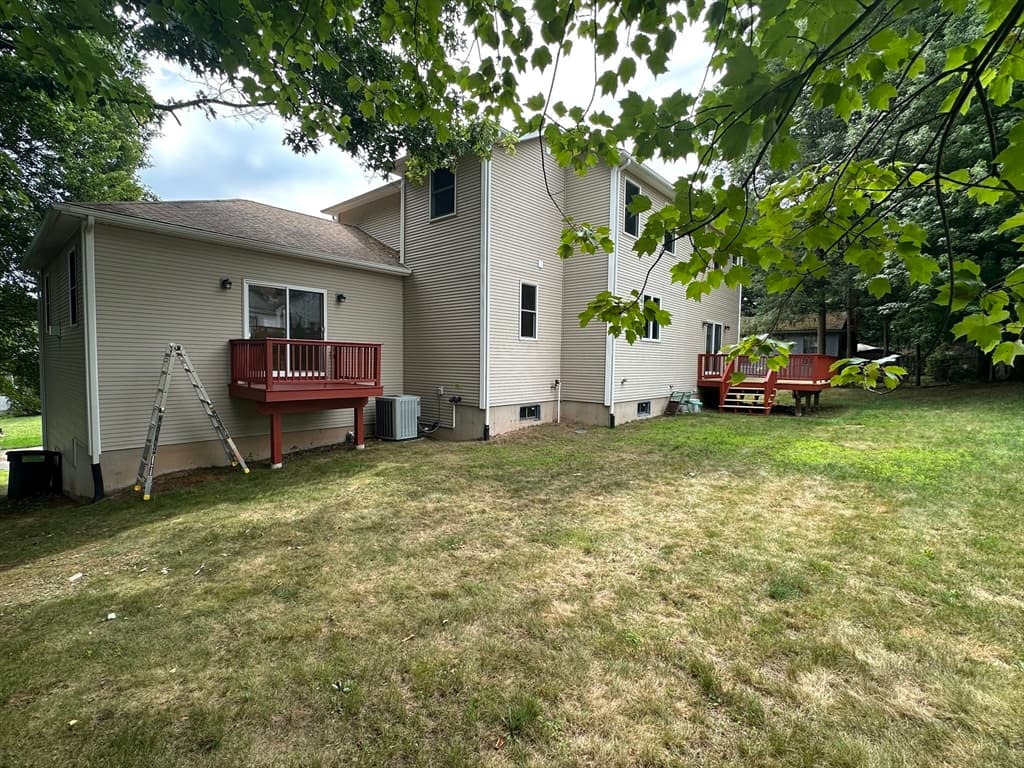 136 Thompkins Avenue, East Longmeadow MA 01028 photo 4