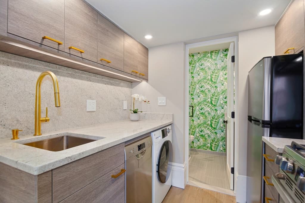 Condominium at 154 West Concord St # 2A, Boston MA 02118, photo 21 of 30